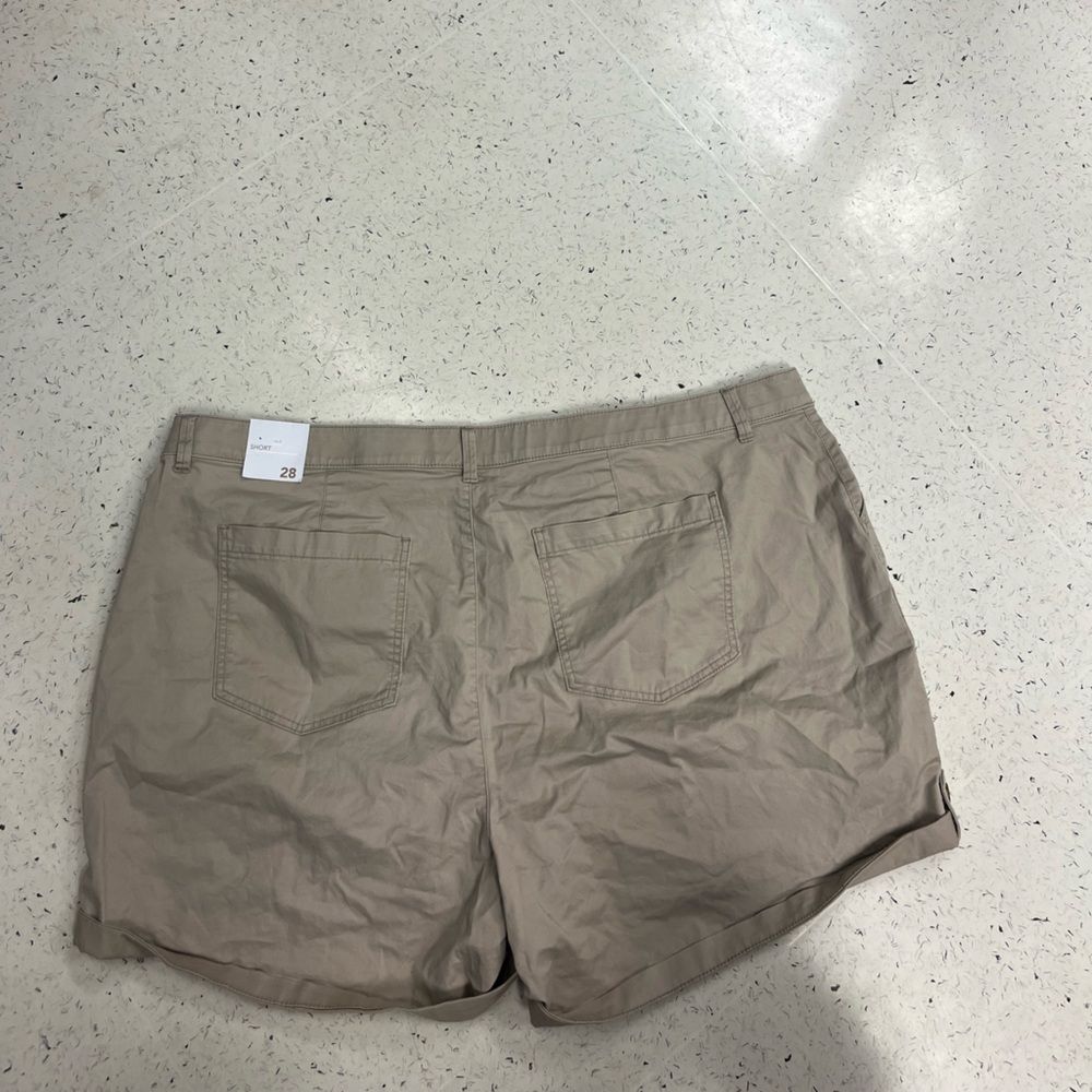 Plus Size 28 Lane Bryant Khaki Shorts NWT - Picture 2 of 3